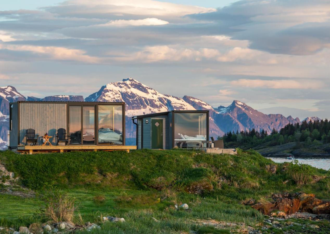 Cool Cabins Sandhornoy Lekanger Bagian luar foto