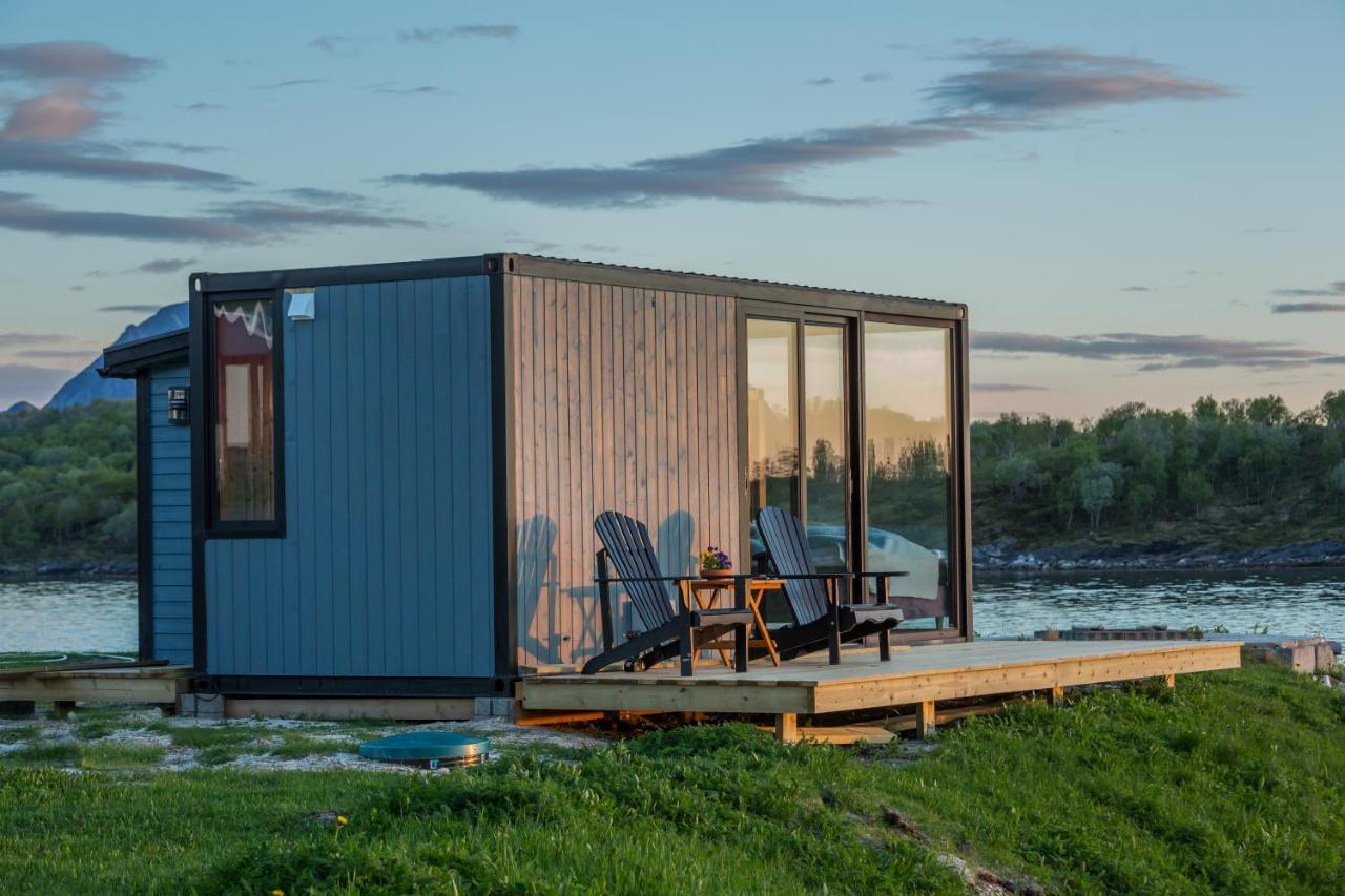 Cool Cabins Sandhornoy Lekanger Bagian luar foto